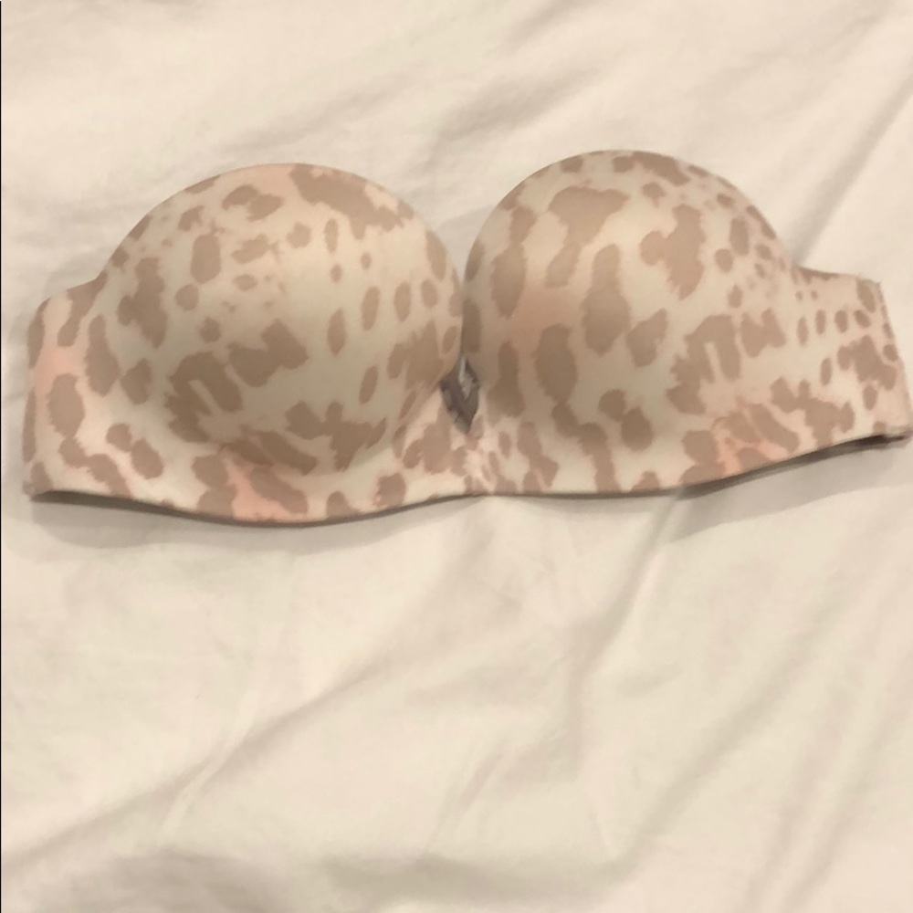 VS “Miraculous Padded Strapless”. Discontinued bra